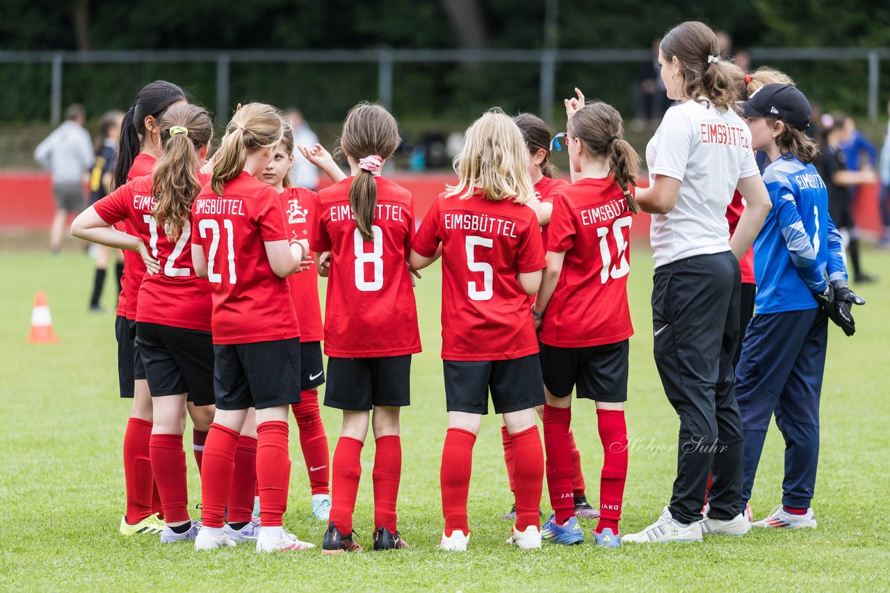 Bild 695 - Loewinnen Cup